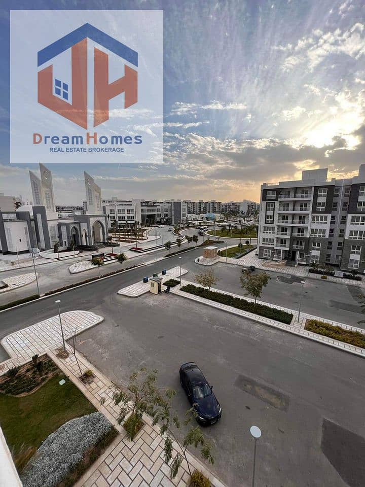 6 329251227_571321551548769_5808604396926986167_n. jpg