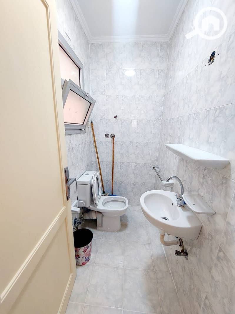 12 WhatsApp Image 2025-10-09 at 10.02. 37 AM (2). jpeg