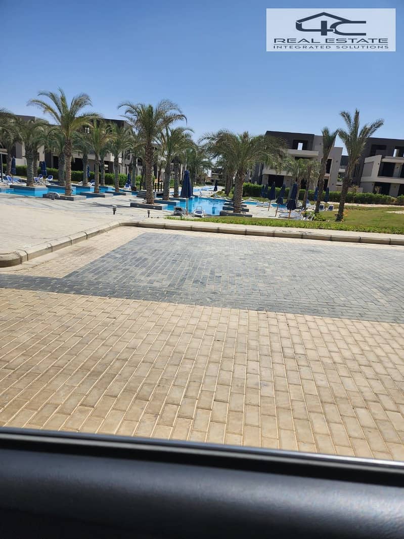 10 WhatsApp Image 2025-10-05 at 12.35. 22. jpeg