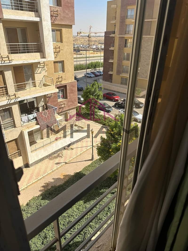 5 photo_5807698951849839647_y. jpg