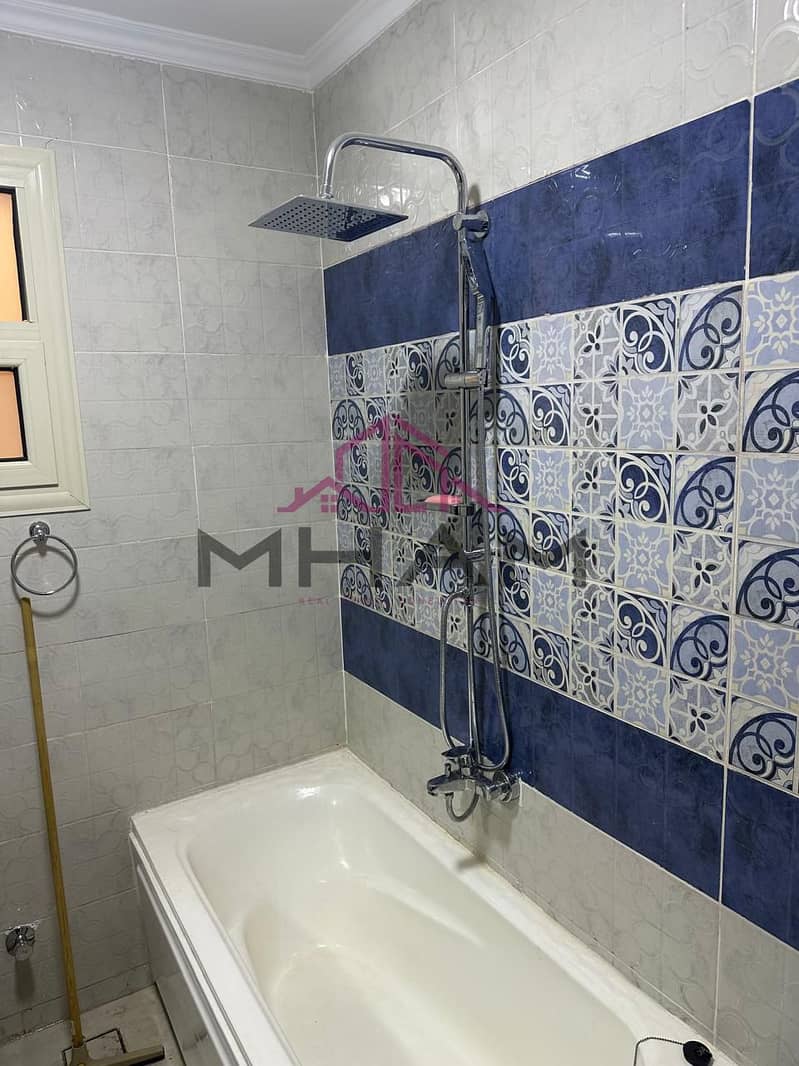 12 photo_5807698951849839655_y. jpg