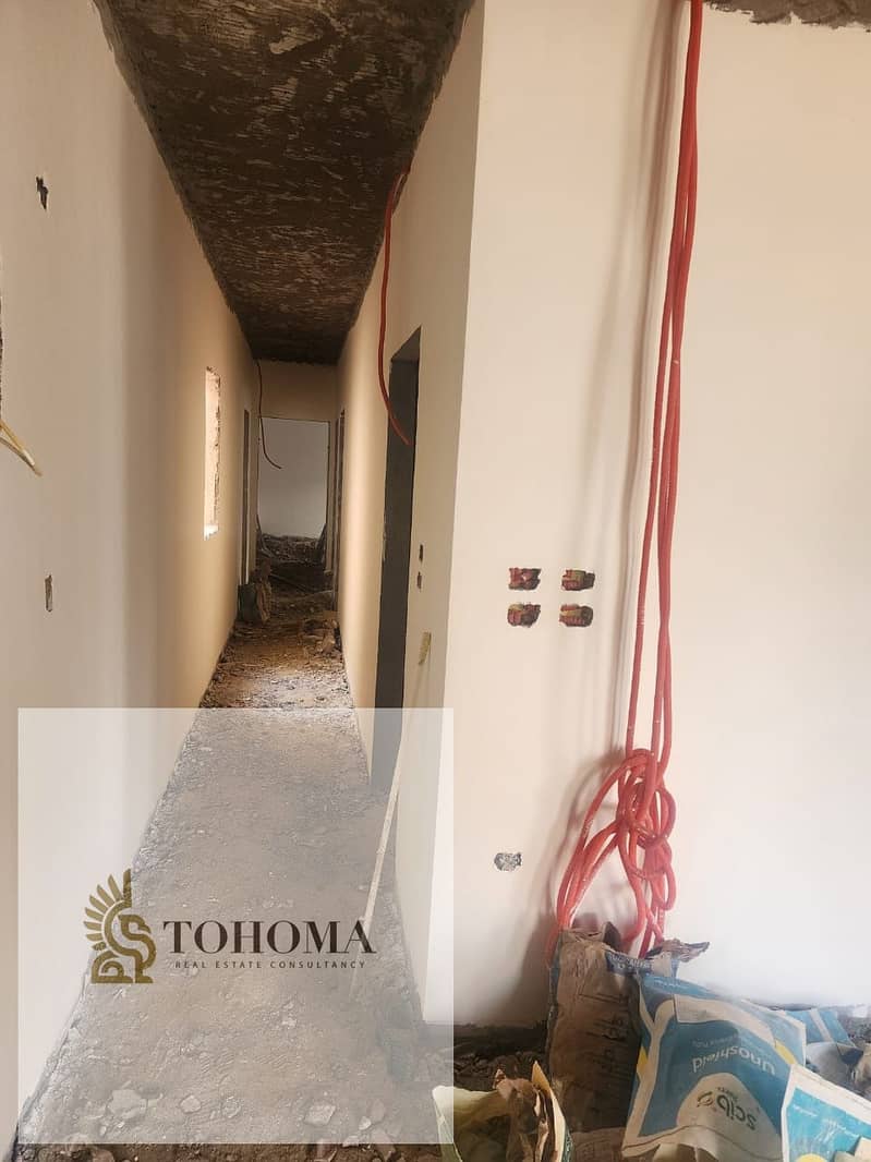 2 f37121d8-f4c9-4a7d-8083-f49faf598ab2. jpg