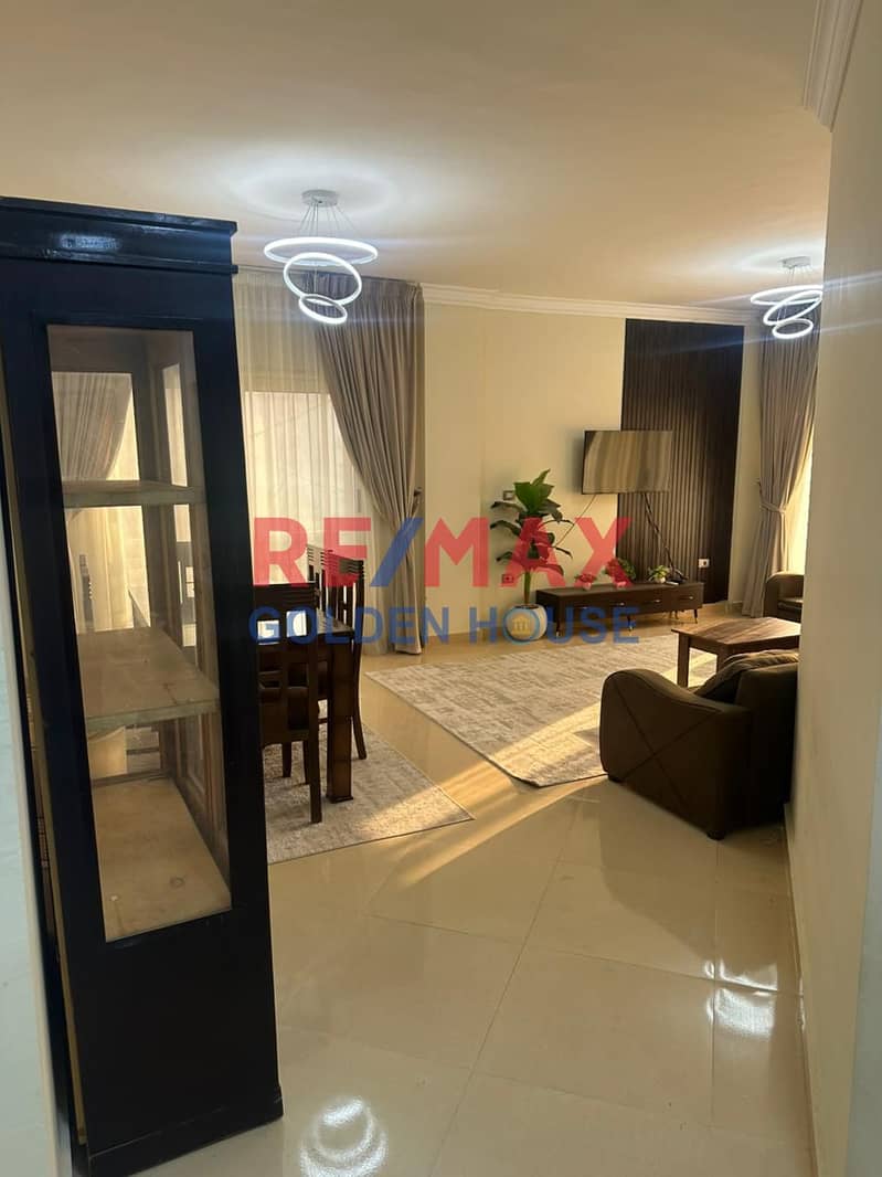 5 04e05085-9e42-4d85-9c1e-761b51f0ffc8. jpg