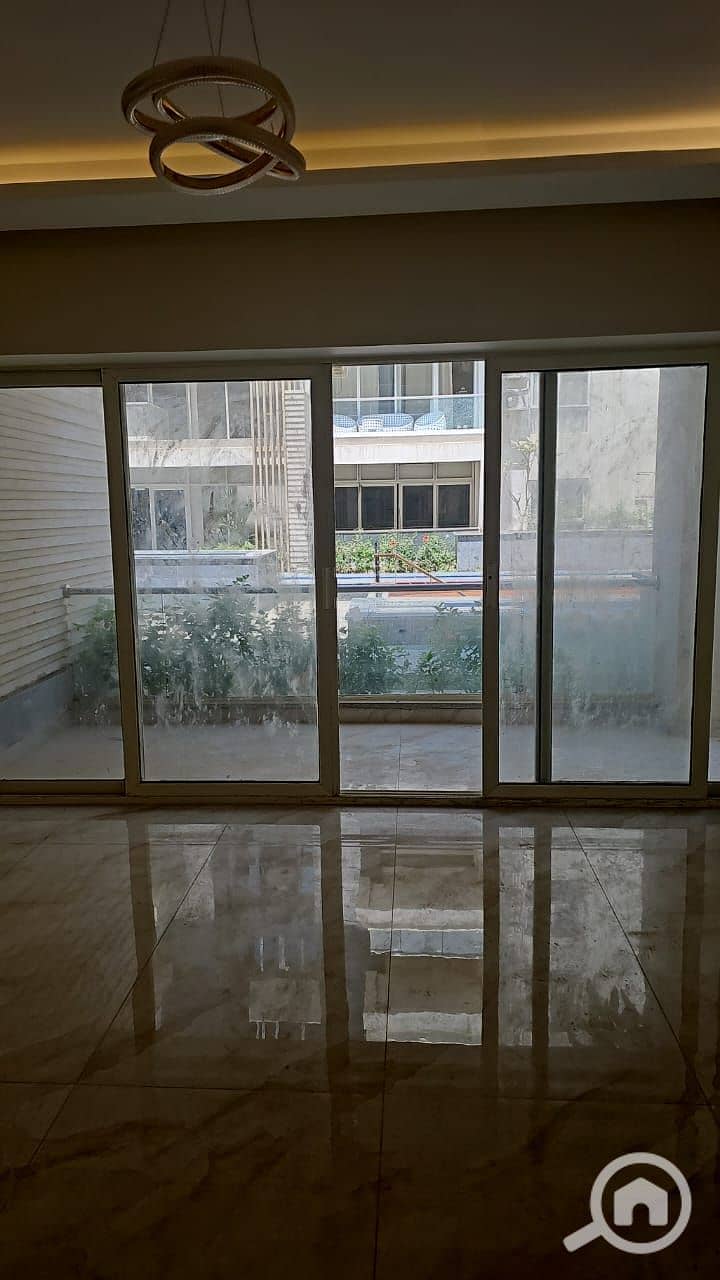 10 27013d41-2ea8-419d-a7f7-02b35abf5e00. jpeg