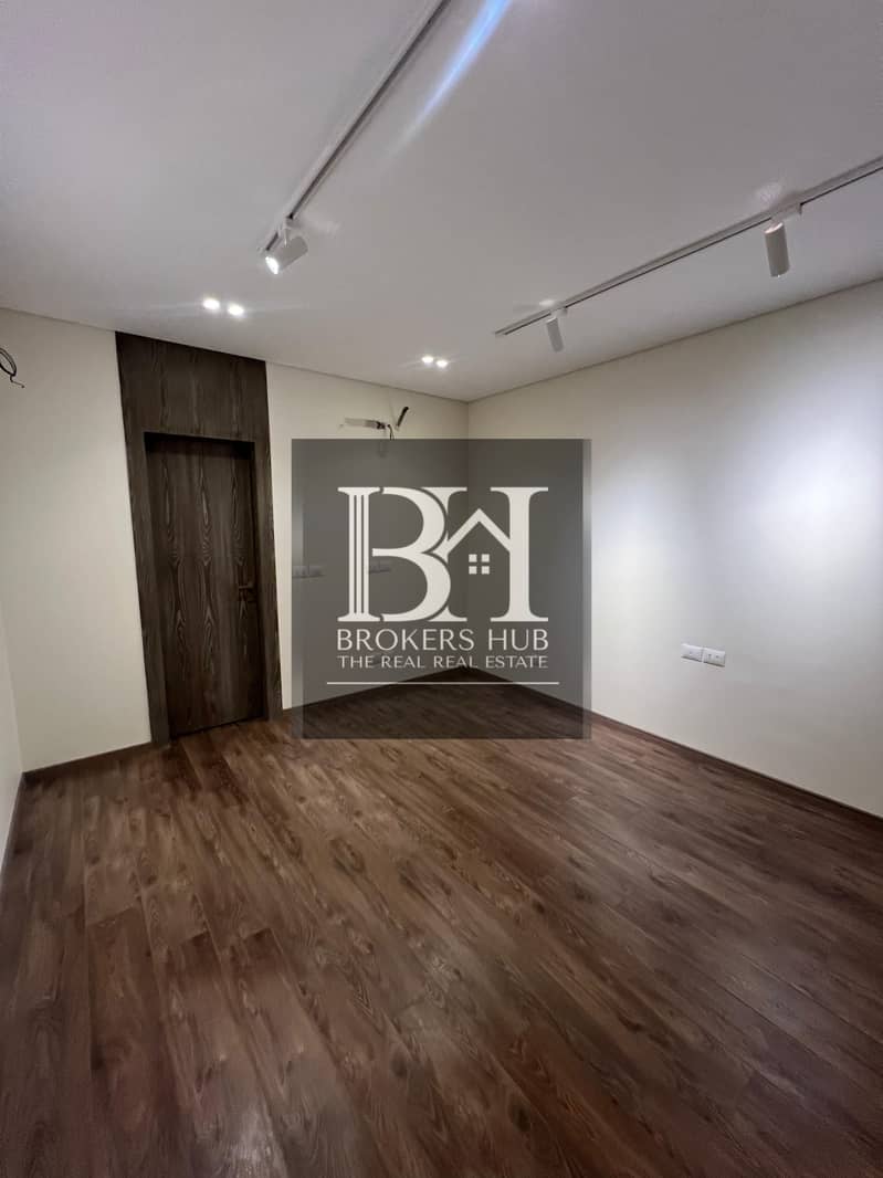 16 WhatsApp Image 2025-10-08 at 3.54. 07 PM (3). jpeg