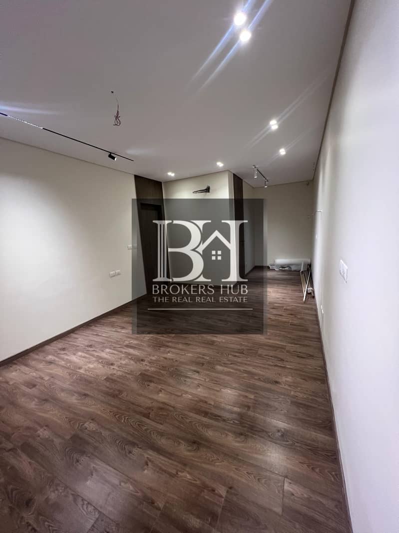 22 WhatsApp Image 2025-10-08 at 3.54. 09 PM. jpeg