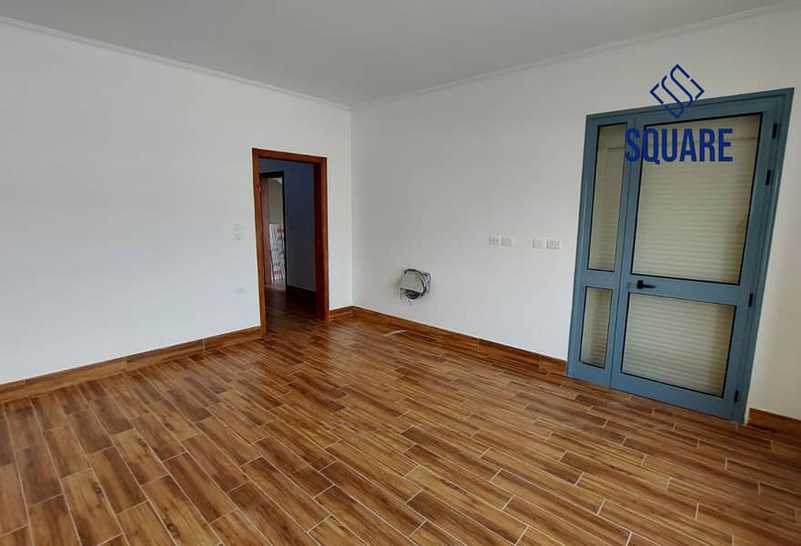 9 488c1da0-c126-4485-a0d9-27516ca21890. jpg