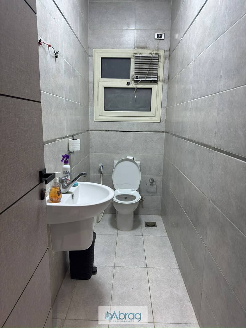 2 WhatsApp Image 2025-11-11 at 16.47. 41_3607ff91. jpg