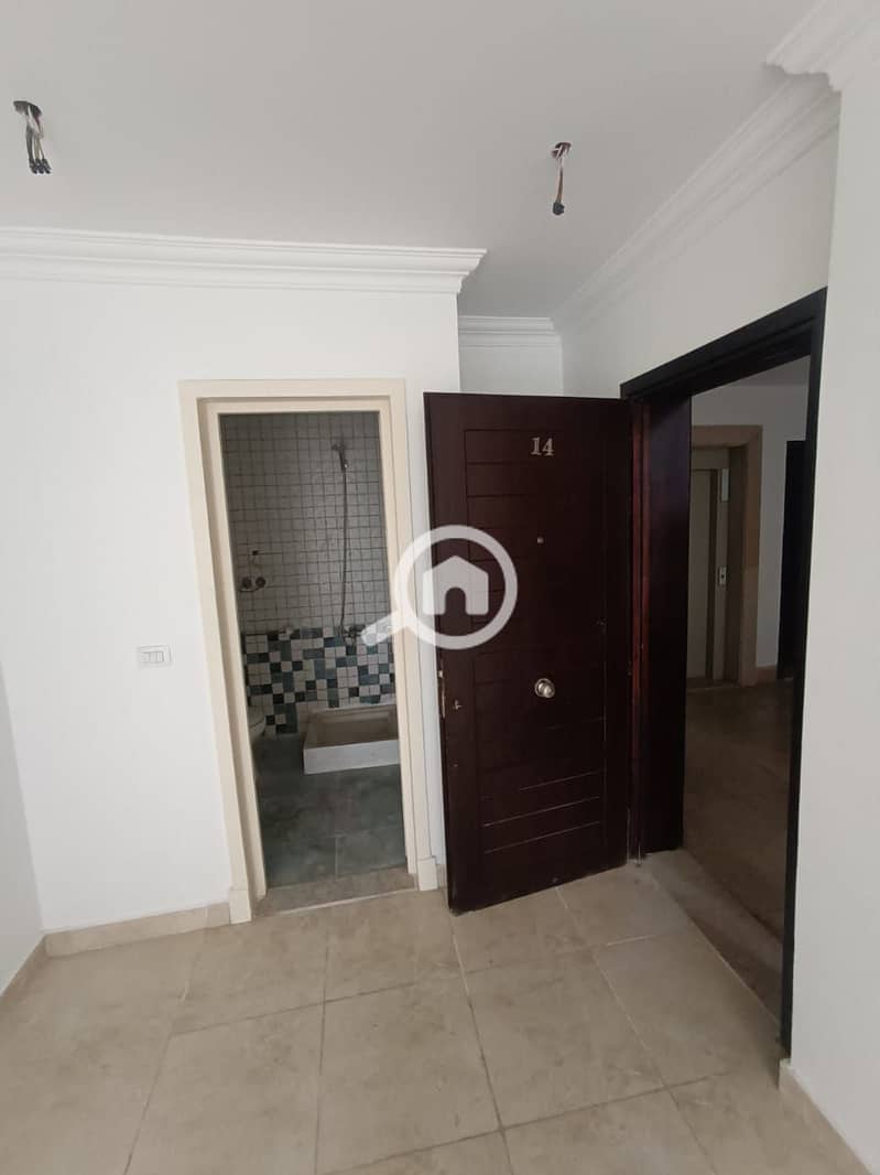 8 2c880969-b9cf-484c-8156-90bc40152c05. jpg