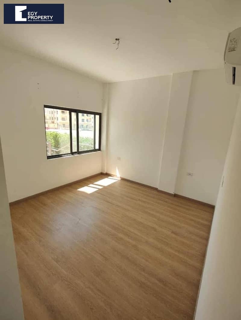 5 WhatsApp Image 2025-10-28 at 10.39. 15 PM (1). jpeg