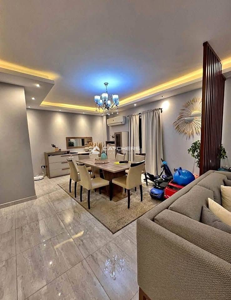 8 578256947_122156109806682972_4053427287822380365_n. jpg