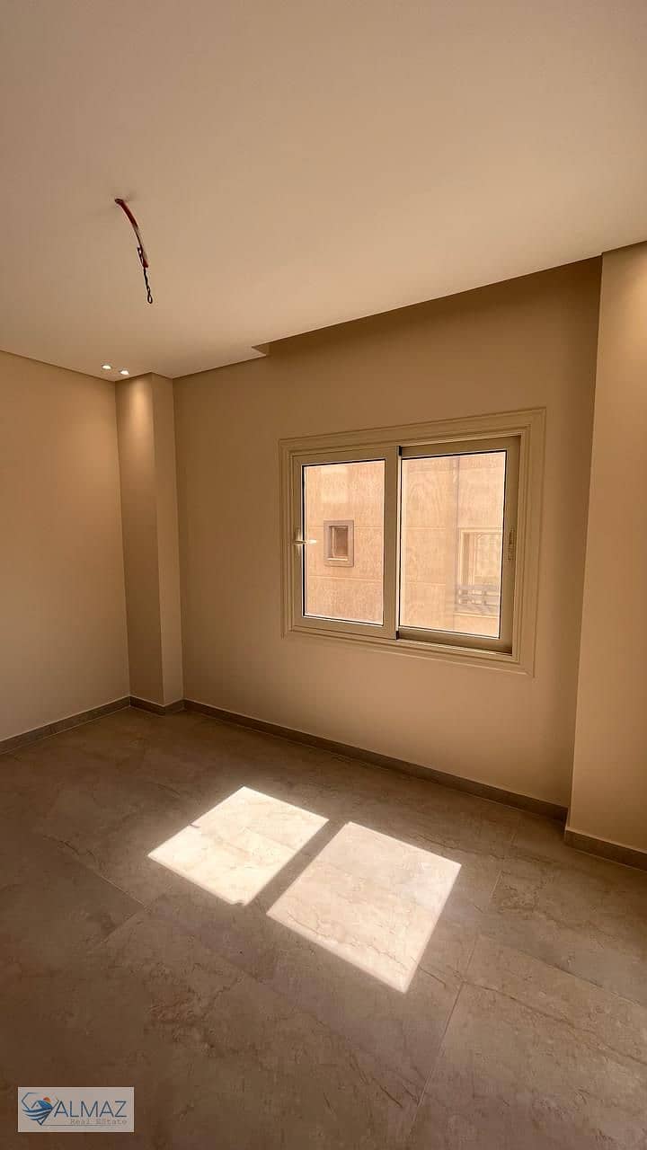 4 WhatsApp Image 2025-11-11 at 5.04. 13 PM (1). jpeg