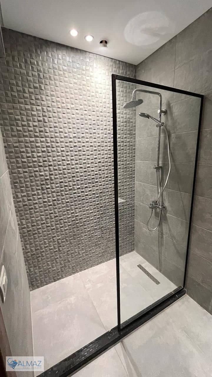 7 WhatsApp Image 2025-11-11 at 5.04. 14 PM (1). jpeg