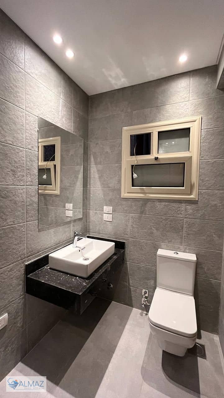 10 WhatsApp Image 2025-11-11 at 5.04. 15 PM. jpeg