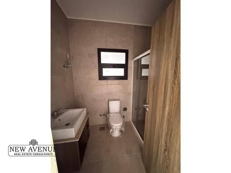 4 fb474e38-0270-408b-ab03-fbdde4f949eb. png