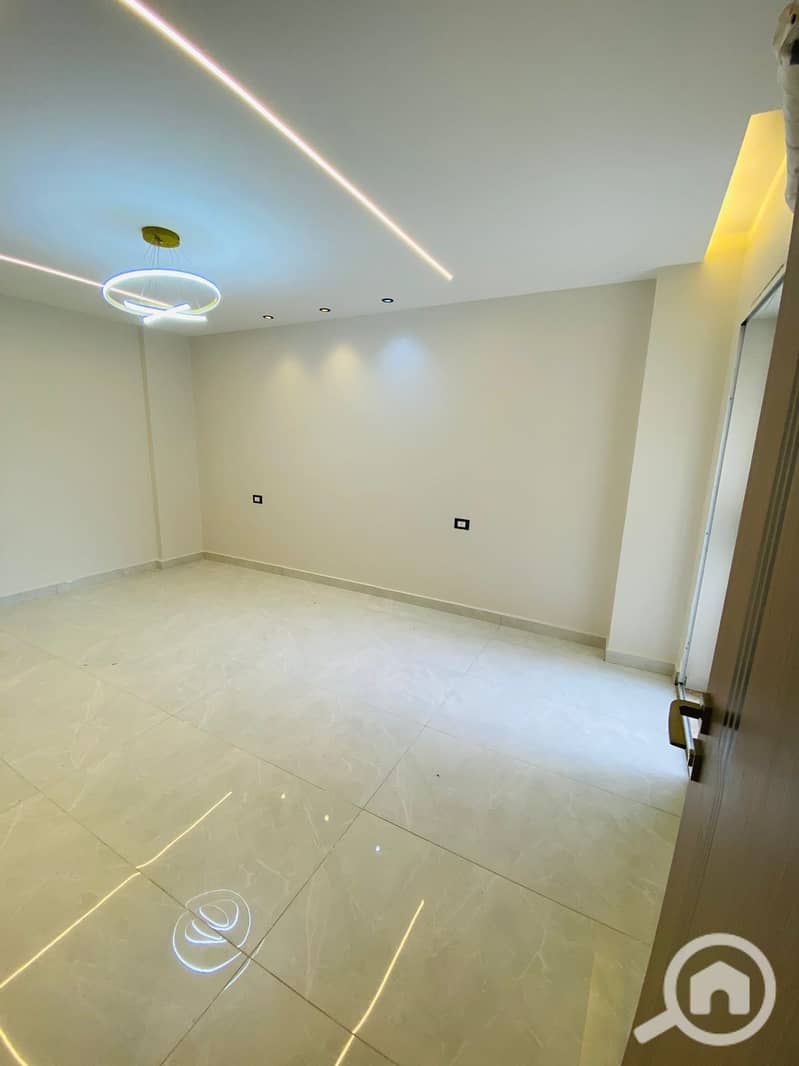 7 WhatsApp Image 2025-11-11 at 5.29. 40 PM (1). jpeg