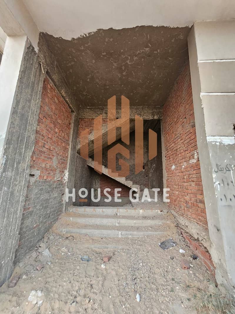 8 WhatsApp Image 2025-11-10 at 4.52. 27 PM. jpeg