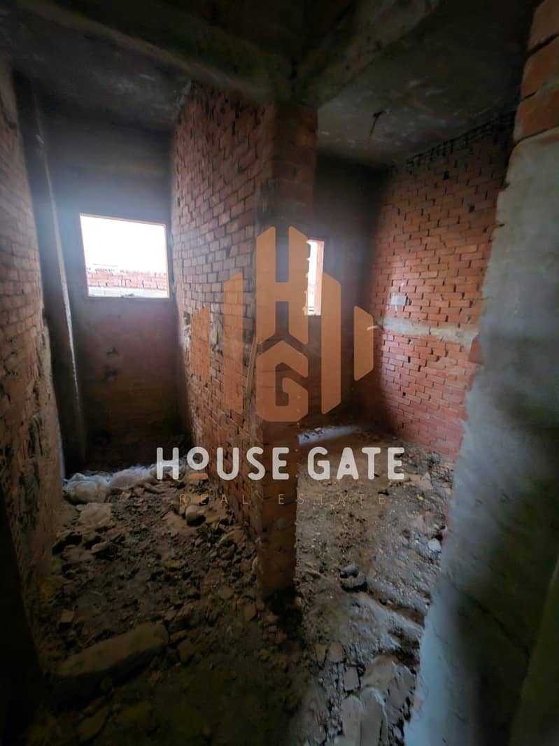 9 WhatsApp Image 2025-11-10 at 4.52. 28 PM (1). jpeg