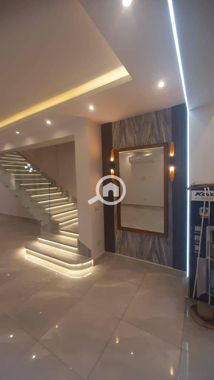 9 770b8b05-9d5e-49ac-b4f9-e5f64e668006. jpeg