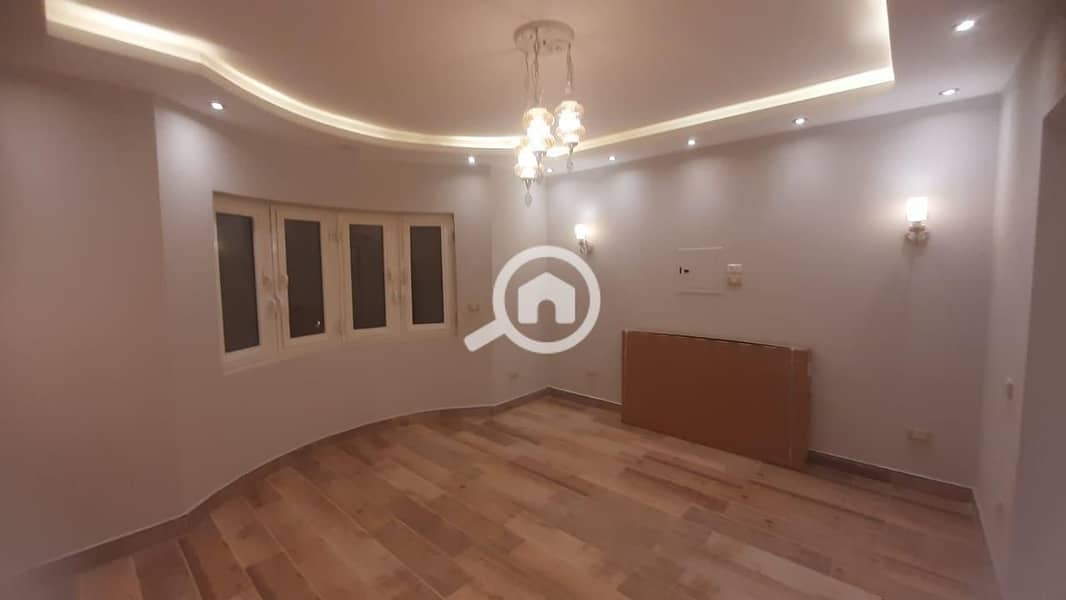 18 29420453-de6d-4287-aba5-7529eb8c2781. jpeg