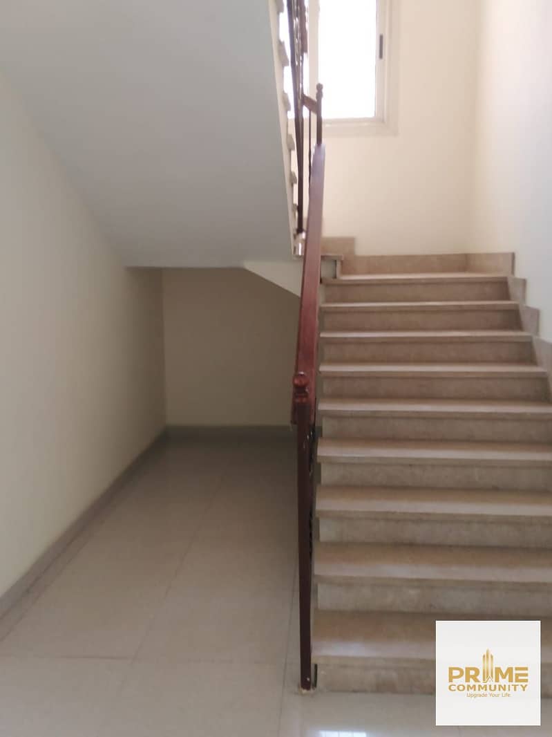 6 WhatsApp Image 2025-11-02 at 21.32. 53_c311a589. jpg