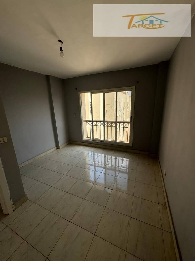 5 bb043631-e0ae-40da-bfd2-cade9a41829c. jpg