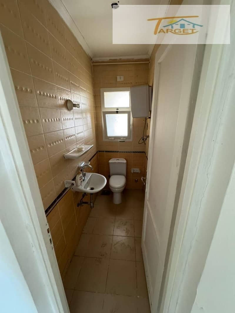 8 231892a7-14ec-41cb-bac6-a2c7b5775e35. jpg