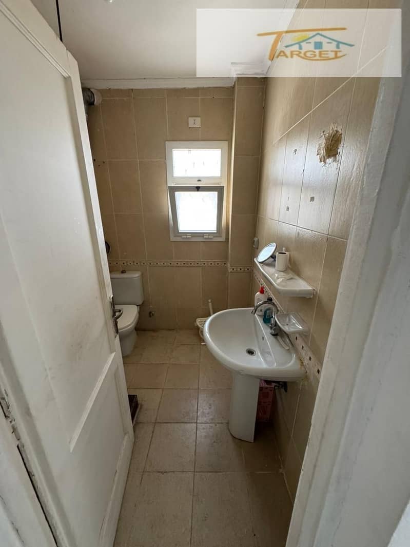 9 4c18015c-4829-48b5-8a2b-d14feca57d88. jpg