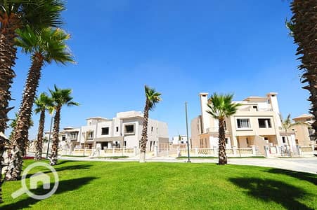 4 Bedroom Townhouse for Sale in 6th of October, Giza - 2 (1). jpg
