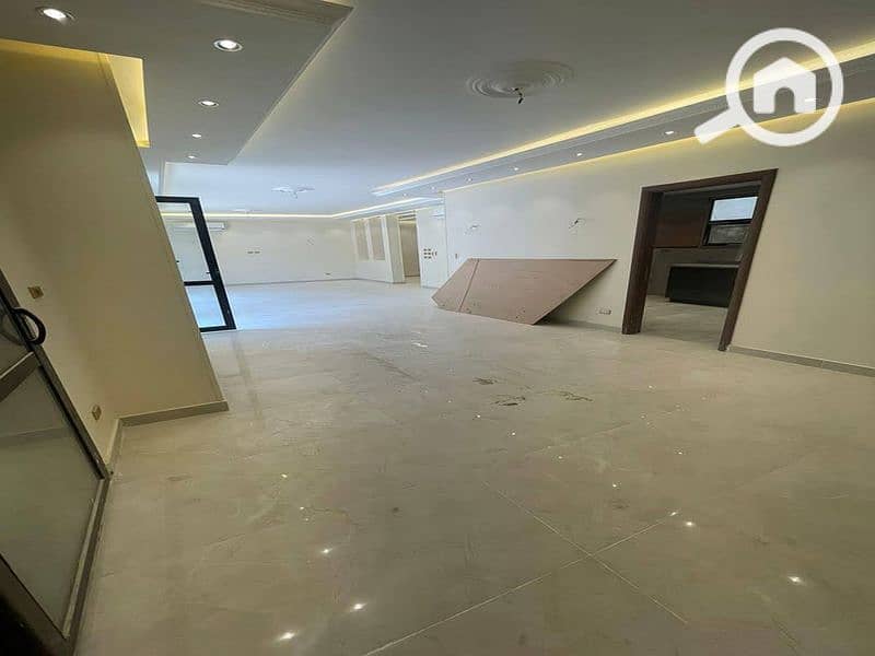 6 482302065_122113607240762501_8069691505602503011_n_800x600. jpg