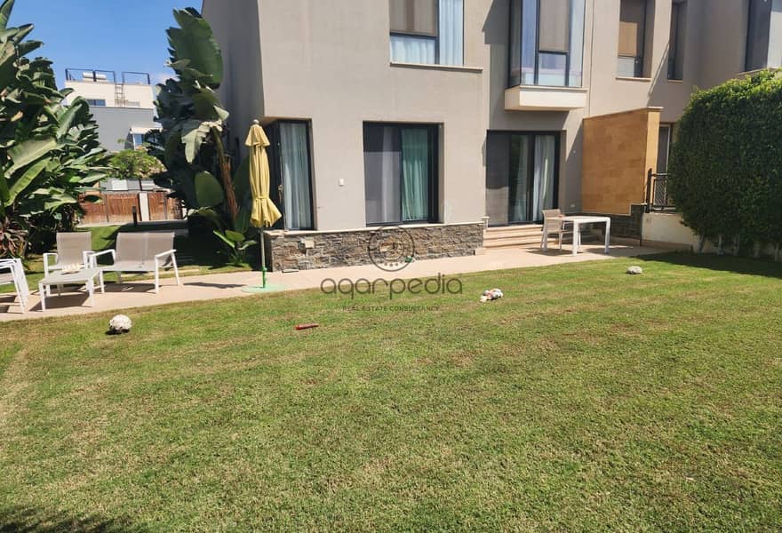 4 04d1d4fc-a5ff-459e-8549-9904fbed23b4. jpg