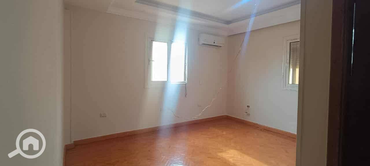 6 WhatsApp Image 2025-11-09 at 11.52. 18 PM (1). jpeg