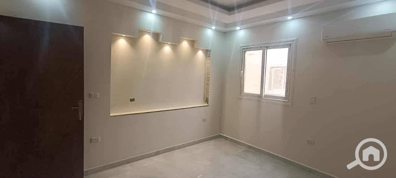 11 WhatsApp Image 2025-11-09 at 11.52. 20 PM (2). jpeg