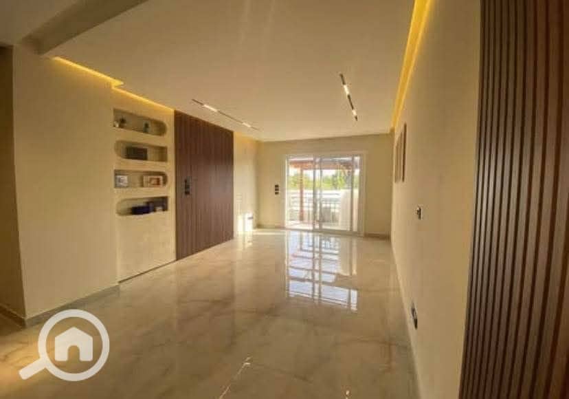 5 FB_IMG_1762875206899. jpg