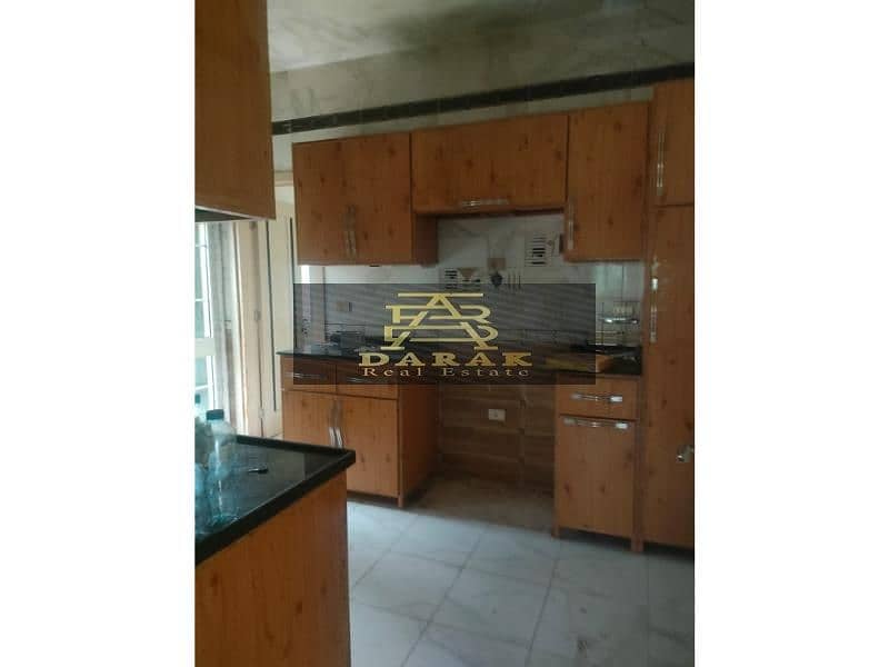 4 91e1f697-6d18-4072-8e01-1857fc58894a. jpg