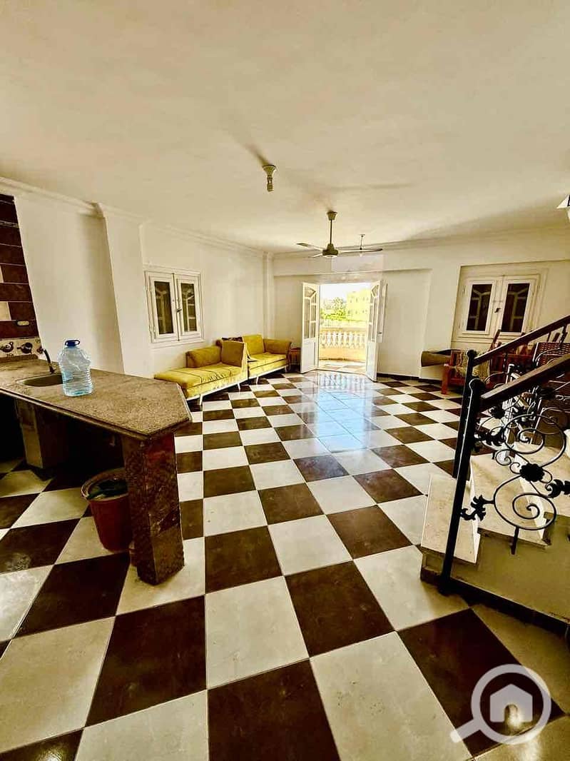 2 64fc1285-d0b7-4f1e-a6d0-b81c1d64dd0d. jpg