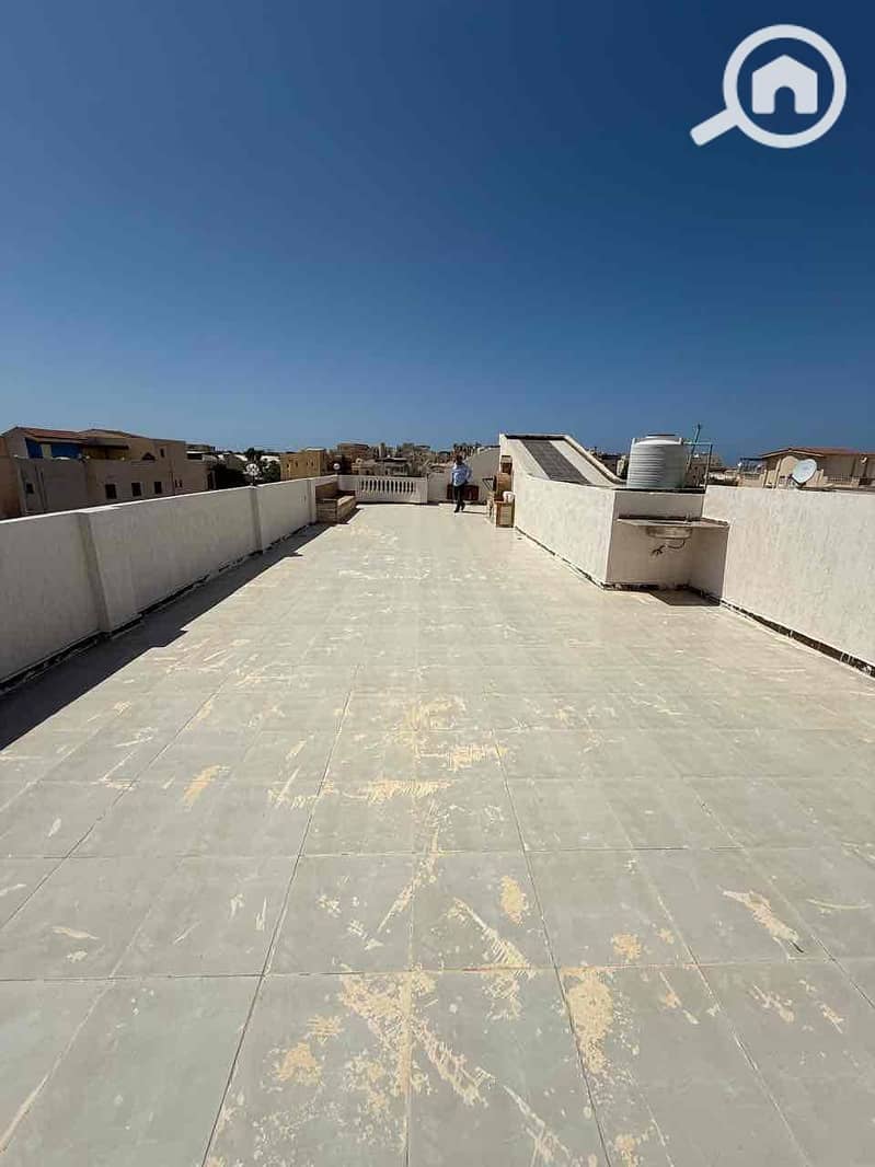 9 f5b2ad4e-fc7d-4e07-8046-ef2039965f48. jpg