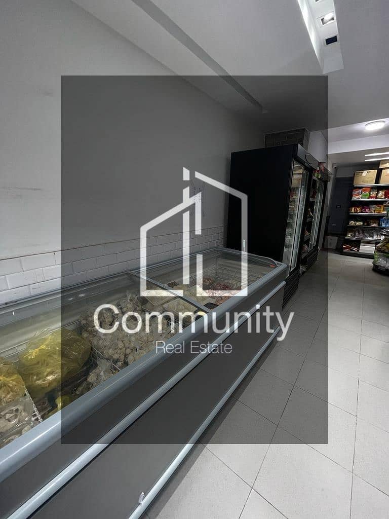 9 935b033e-82bd-4092-b710-7a441bee2663. jpeg