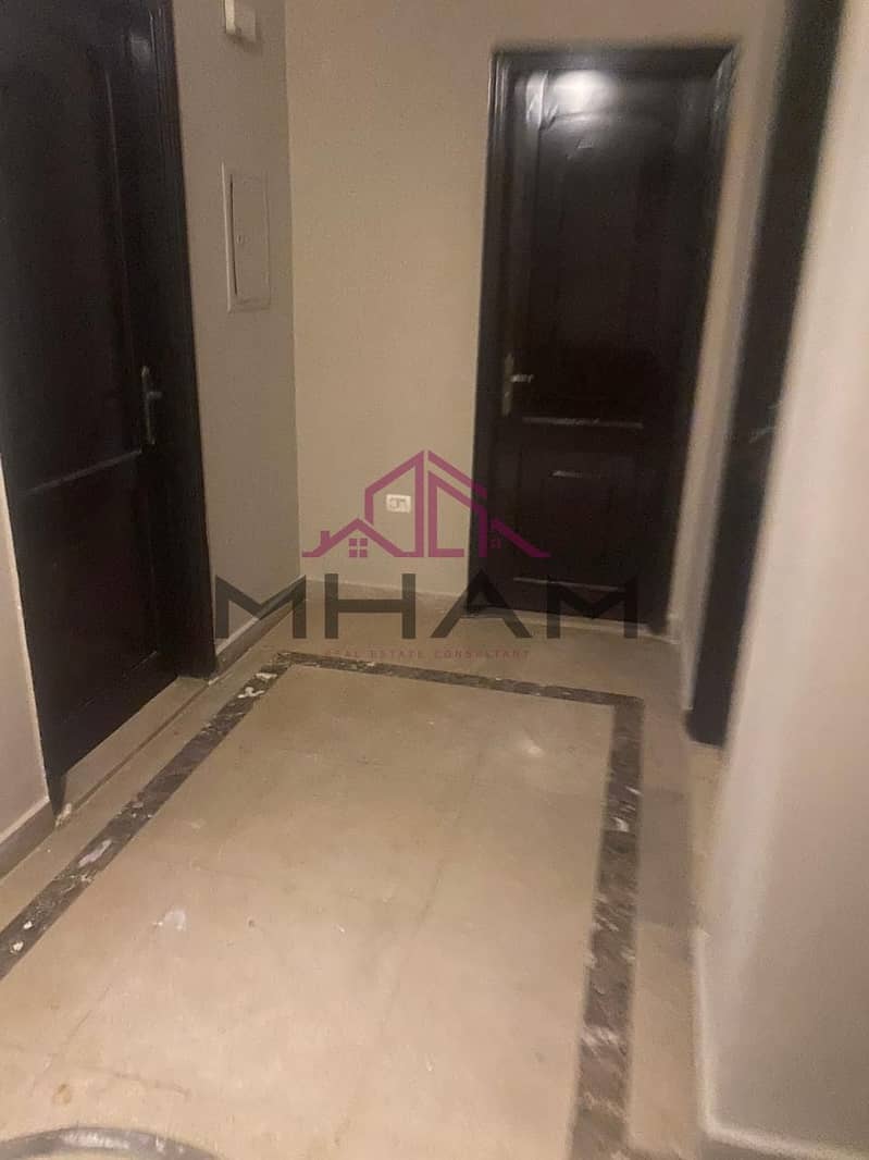 9 photo_5807698951849839743_y. jpg