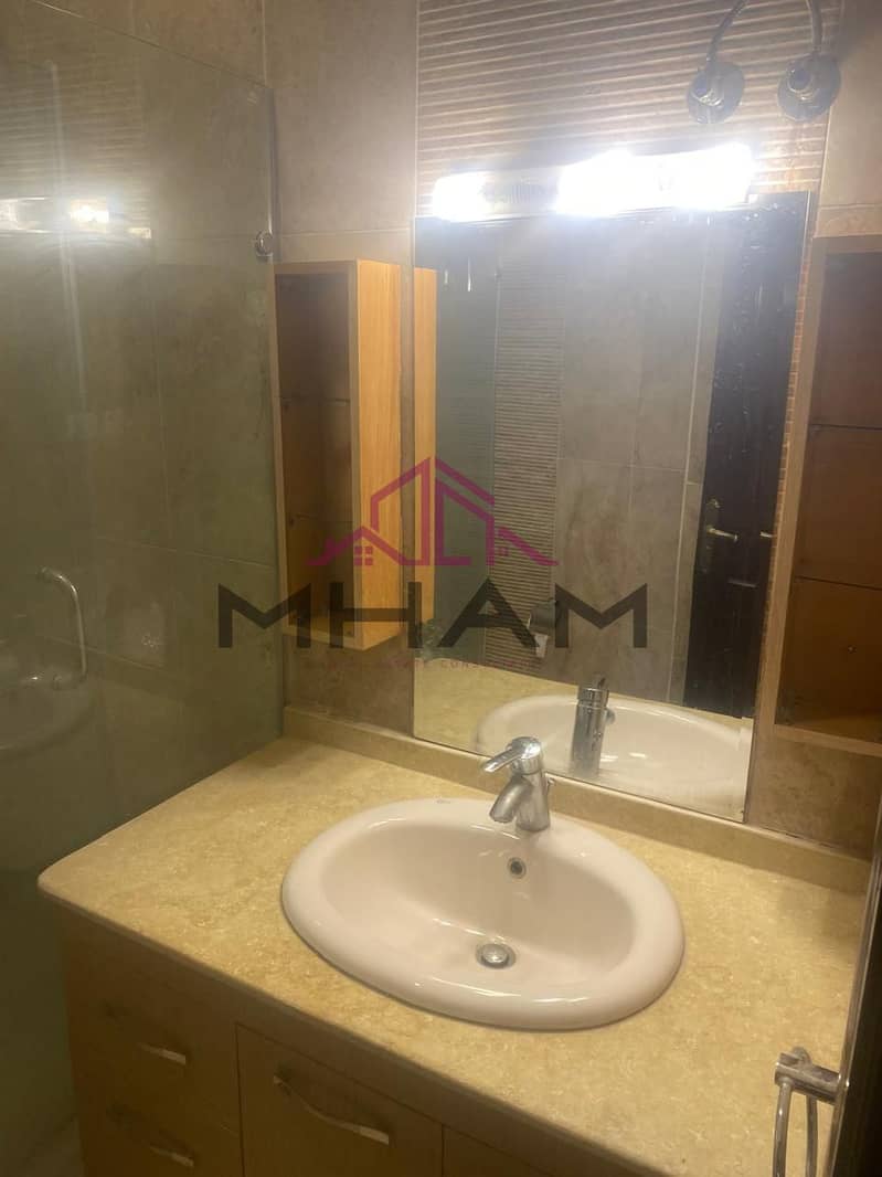 14 photo_5807698951849839748_y. jpg