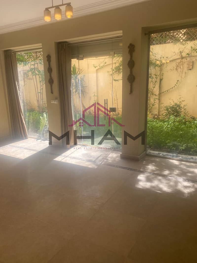 17 photo_5807698951849839751_y. jpg