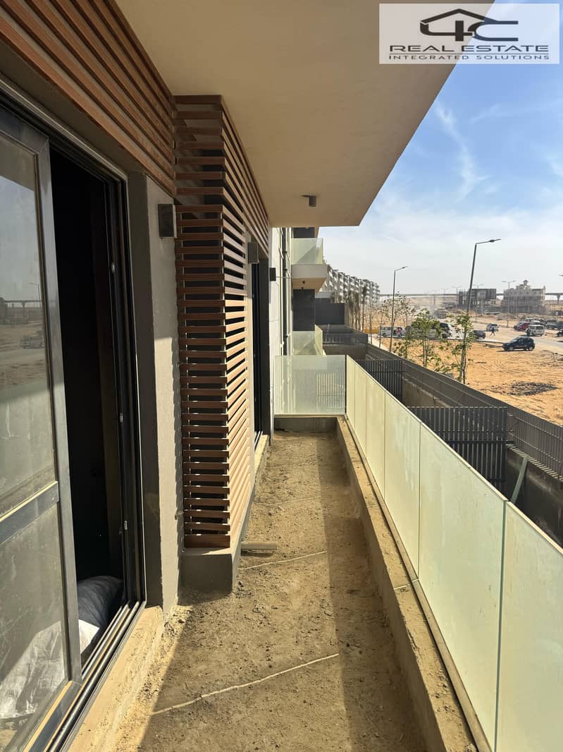 5 WhatsApp Image 2025-11-11 at 17.47. 18. jpeg