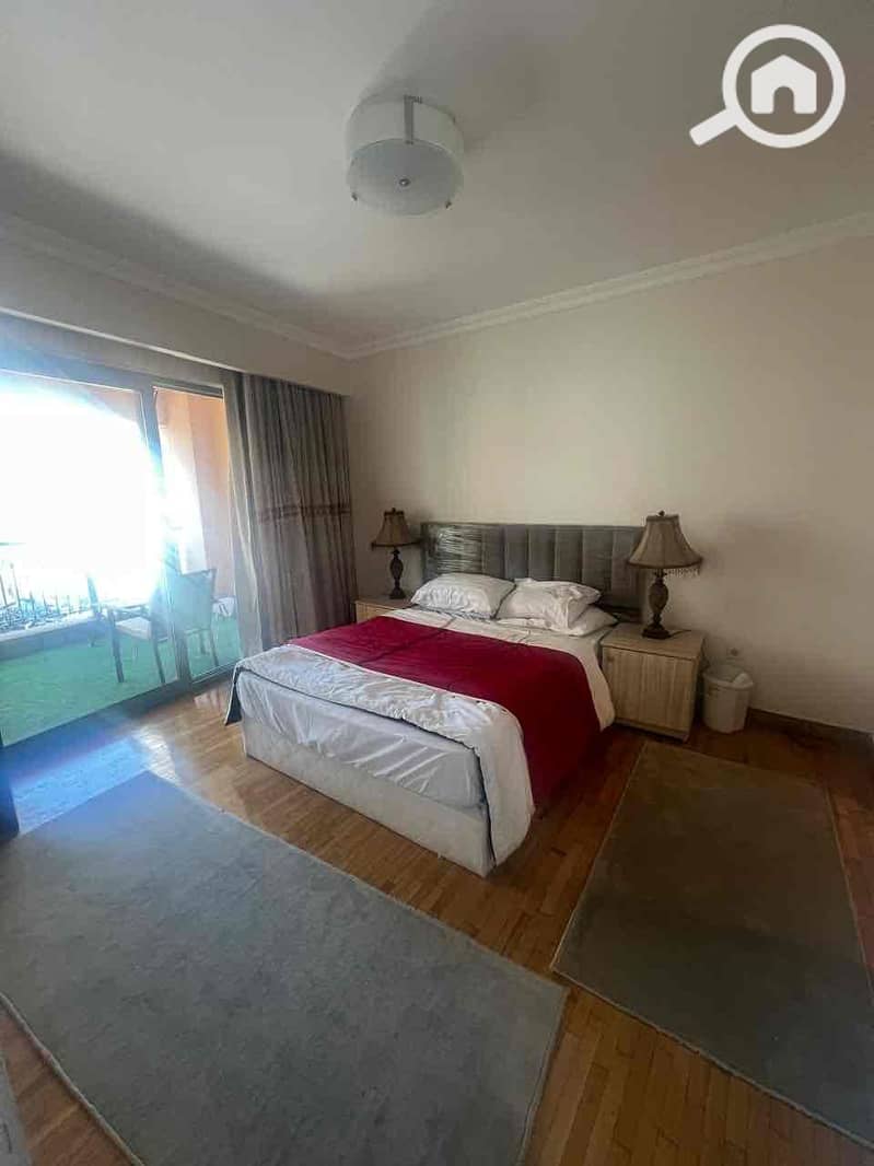 3 8353620d-dc7c-47c5-9a49-6b044d3f8174. jpg