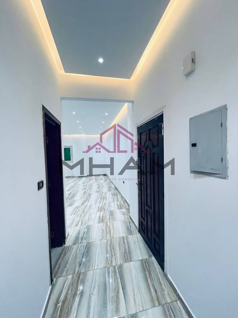 6 photo_5805481773767527635_y. jpg