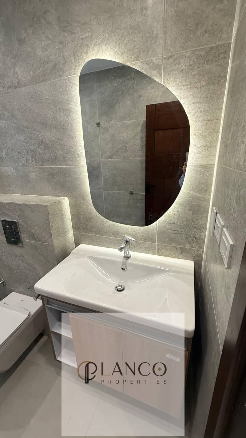 8 09a2942e-0338-4bfa-9657-6739b36f0c39. jpeg