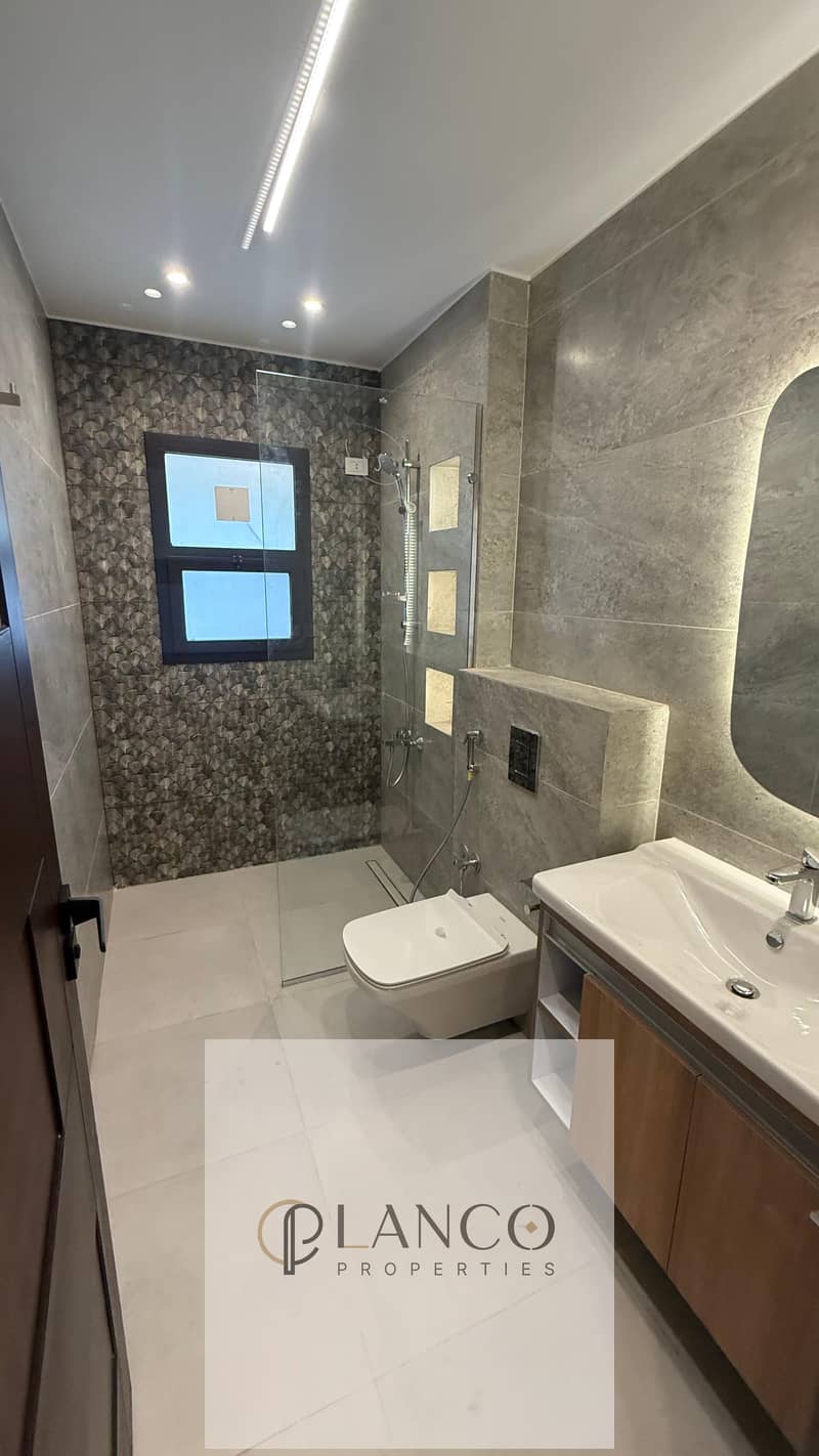 11 57acbccb-b384-4d19-8d67-01d02efa93af. jpeg