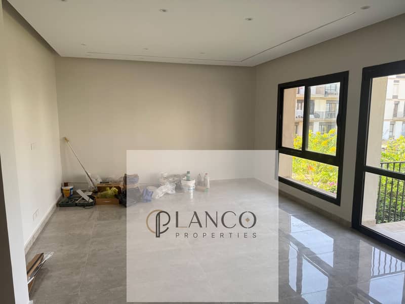 27 579a8038-4689-44c5-8e5e-7c6308e3009e. jpeg