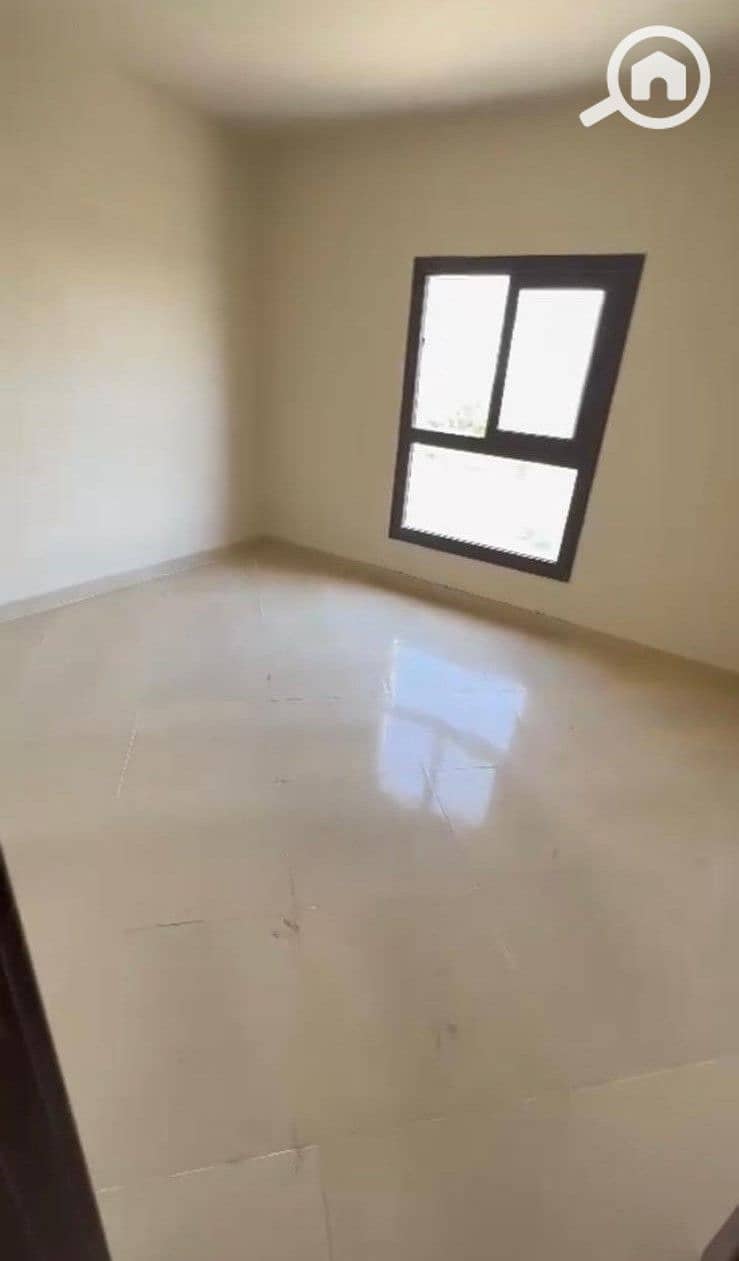 10 WhatsApp Image 2025-11-10 at 19.43. 24_898d4c11. jpg