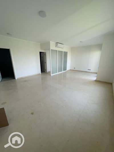 شقة 2 غرفة نوم للايجار في 6 أكتوبر، الجيزة - IMG-20250812-WA0054. jpg