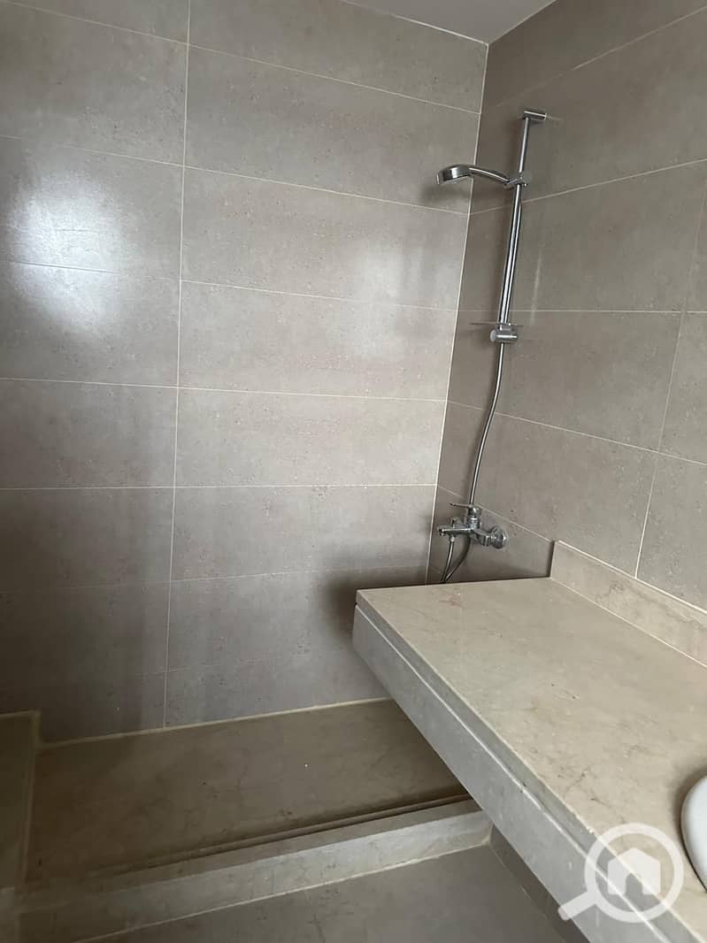 5 WhatsApp Image 2025-11-01 at 10.18. 14 PM (1). jpeg